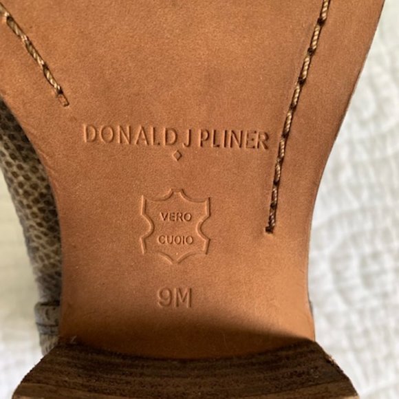 Donald J Pliner Pronto Women's Boots - Picture 5 of 6